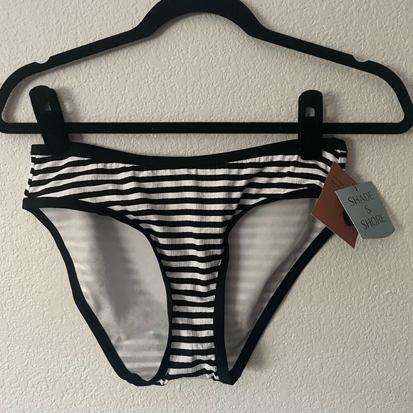 Shade & Shore Other - 🌟5/$15🌟NWT Shade & Shore Black and White Striped Swim Bottoms